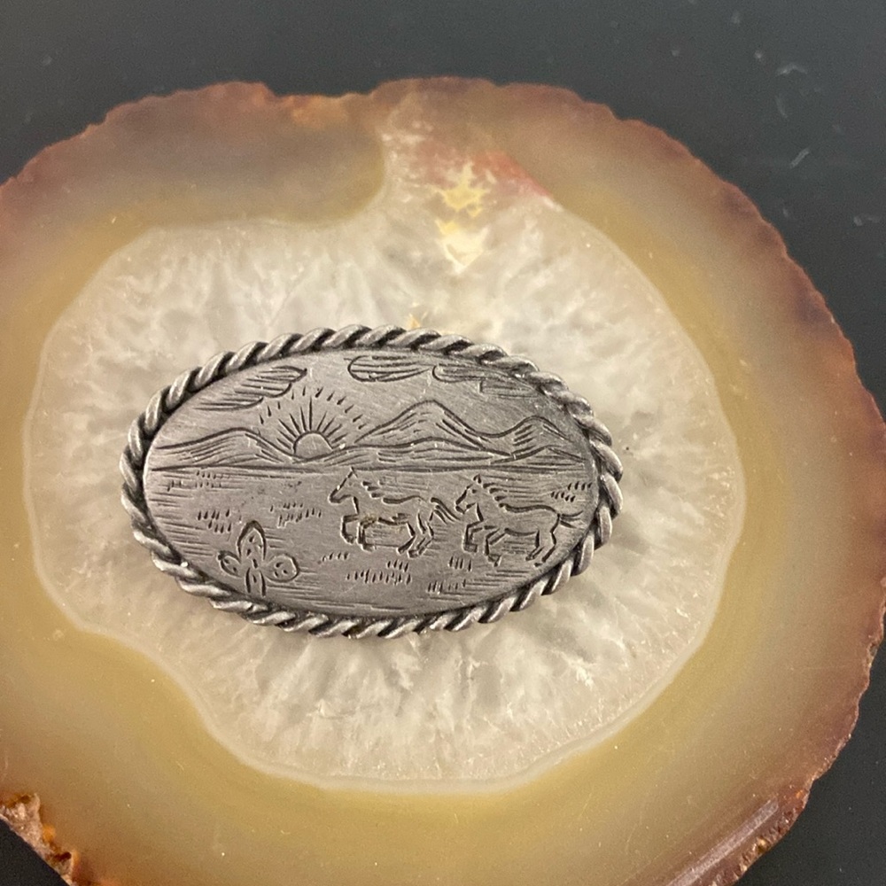 Vintage Torino horses running Southwestern / western desert 1.75" x 1" guc